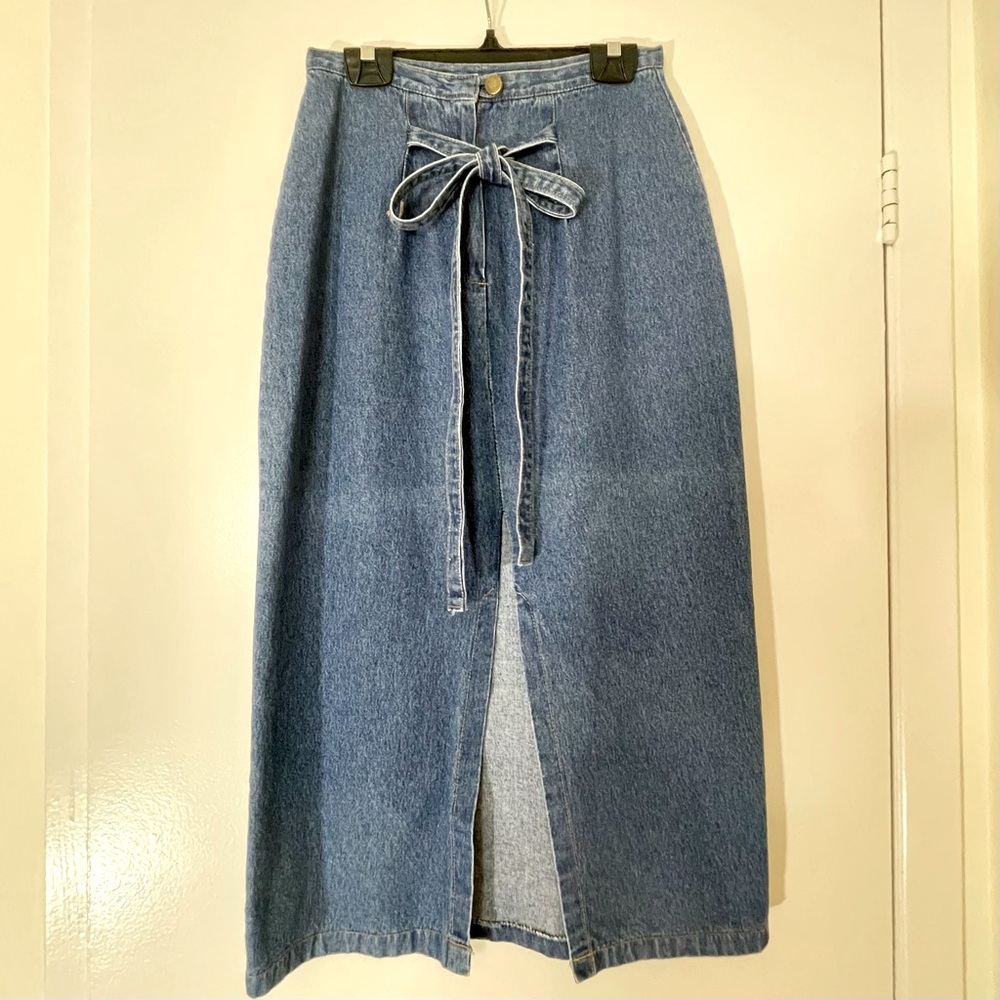 Vintage Blue Denim Midi Skirt with Front Slit by Braemar Petites